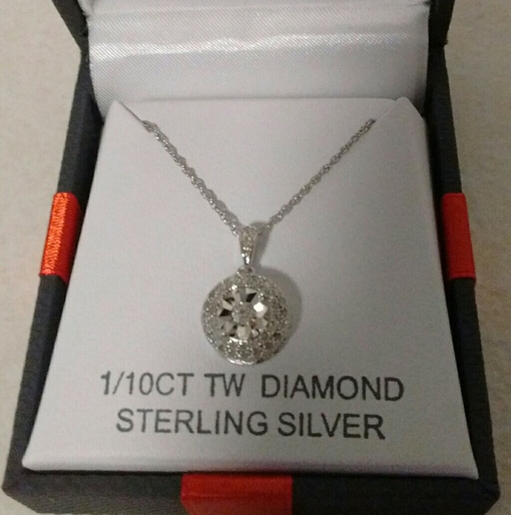 Jewelry - NEW SILVER 18" NECKLACE 1/10 CT DIAMOND